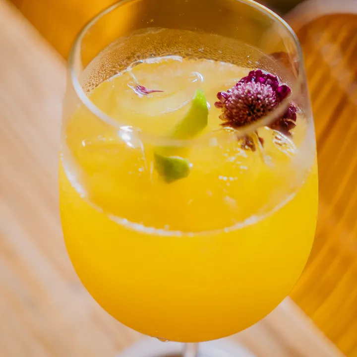 GOLDEN SOUR