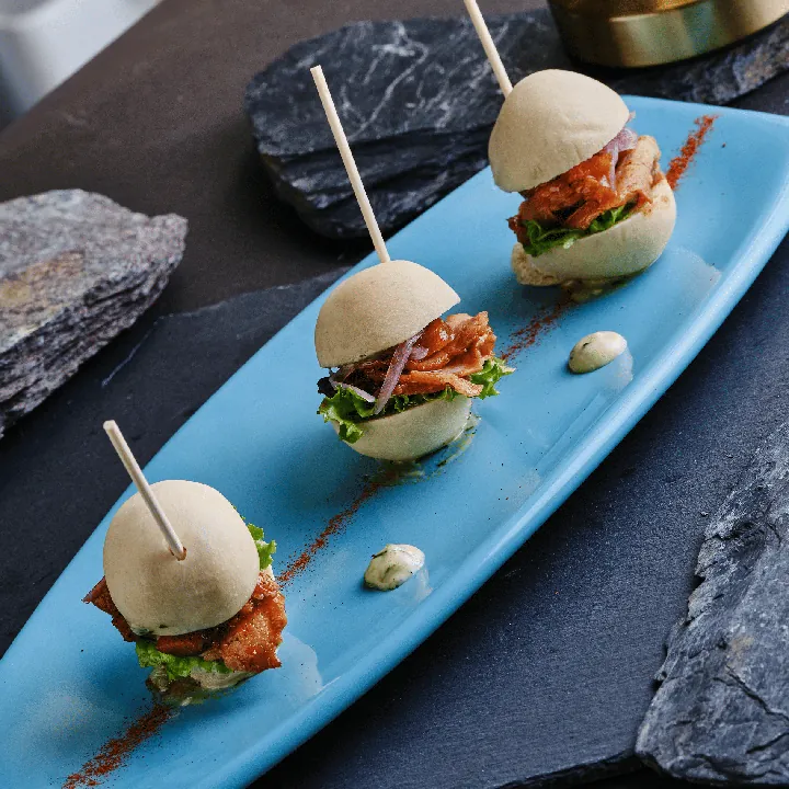 MINI BAOS RELLENOS CON CERDO AGRIDULCE
