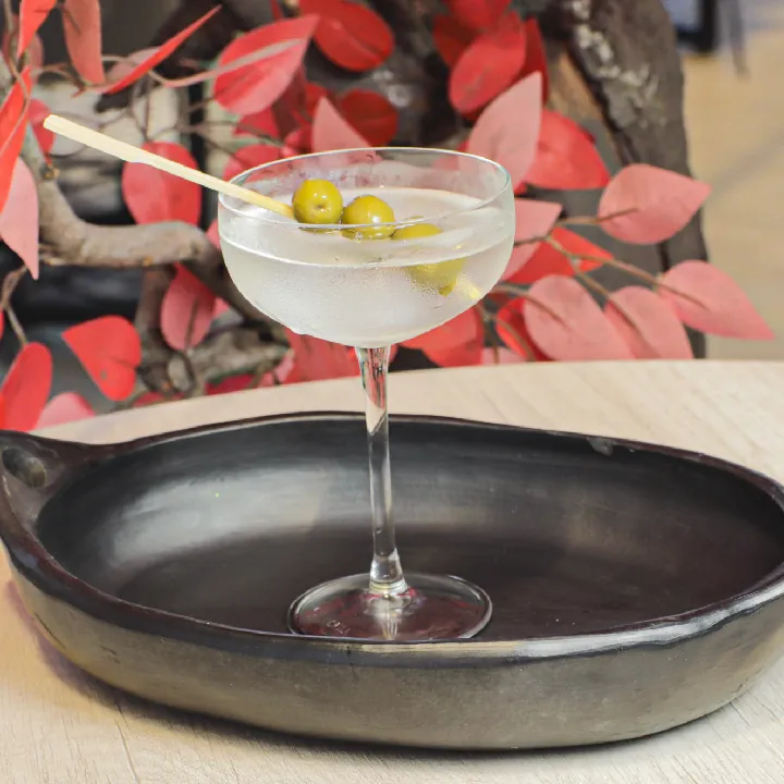 DRY MARTINI