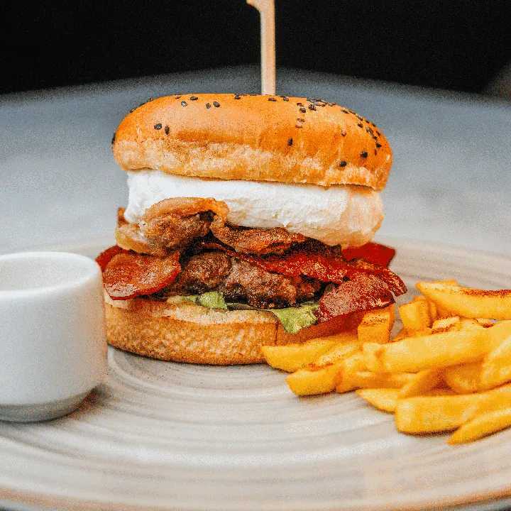 HAMBURGUESA CACIQUE