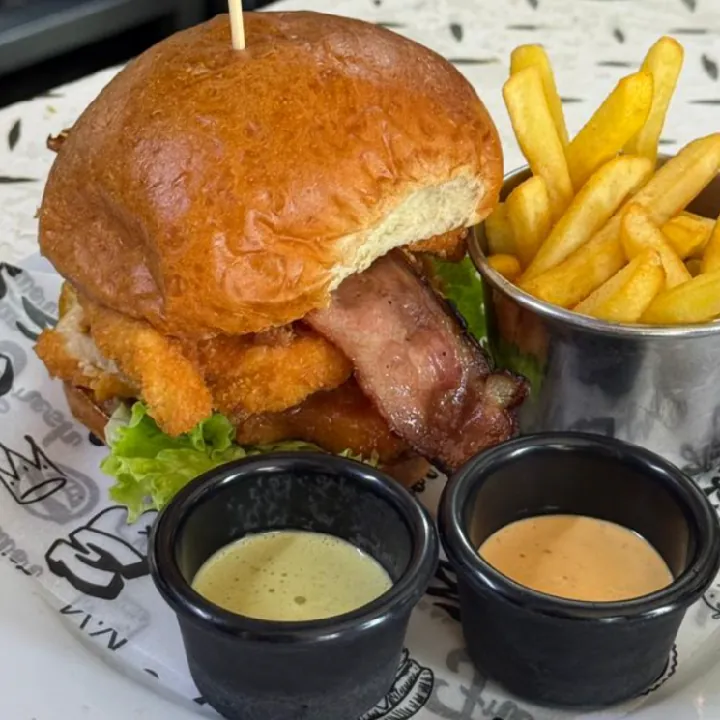 BUFFALO BURGER