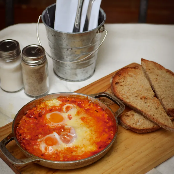 Huevos Napolitanos