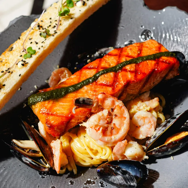 Salmón mariscos