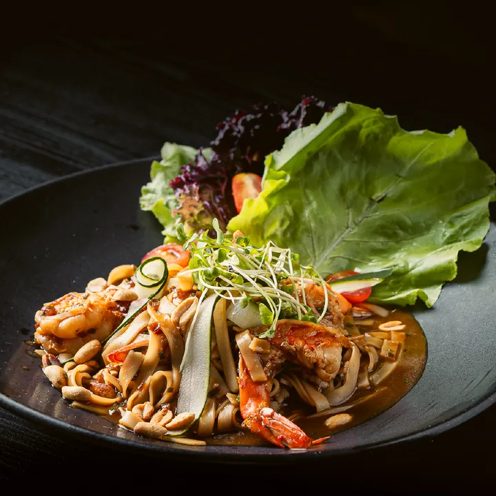 PHAT THAI MÚGARI