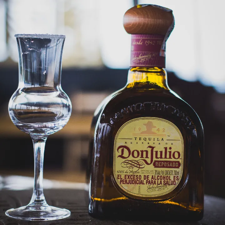 TEQUILA DON JULIO REPOSADO