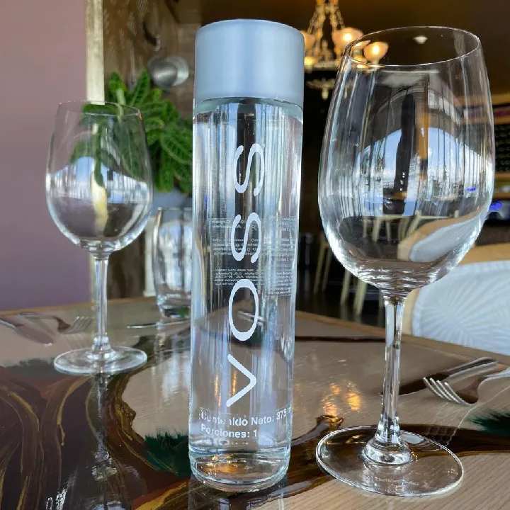 Agua Voss sin gas