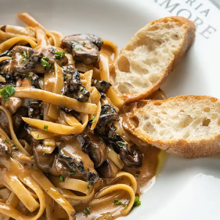 PASTA FUNGHI