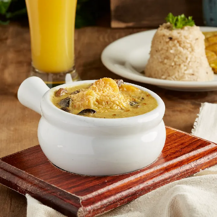 Camarones con Champiñones Gratinados