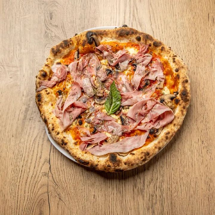 PROSCIUTTO E FUNGHI