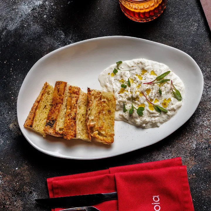 STRACCIATELLA ALL'OLIO DI TARTUFO