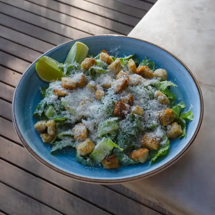 ENSALADA CÉSAR
