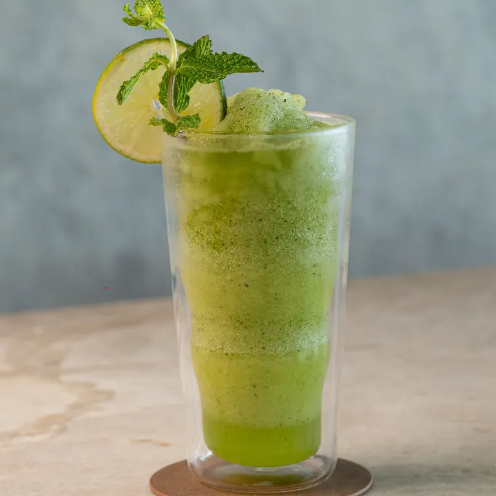Limonada de Yerbabuena