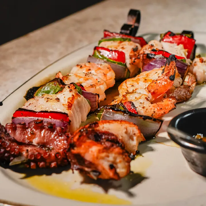 Brochetas de Mariscos al Josper