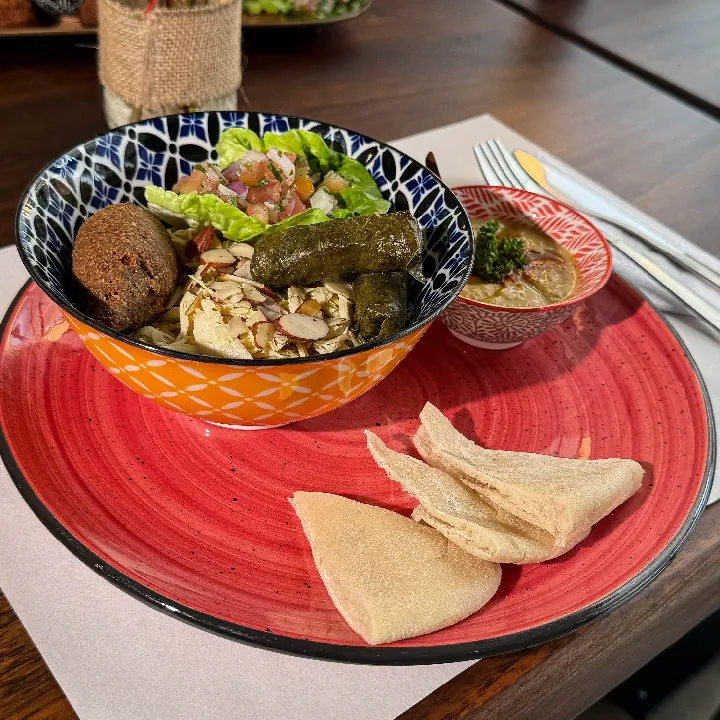 Mujaddara Bowl