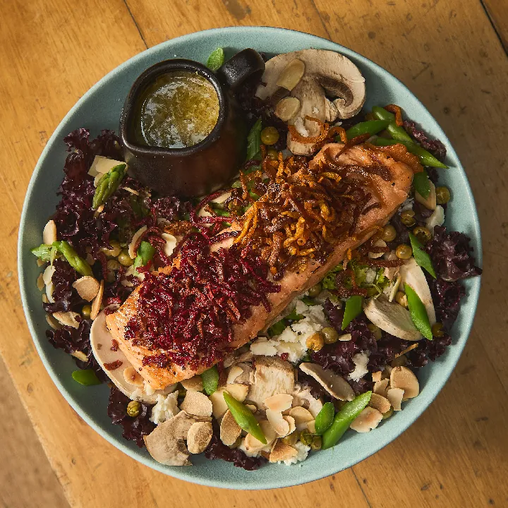 Ensalada Salmón a la Parrilla