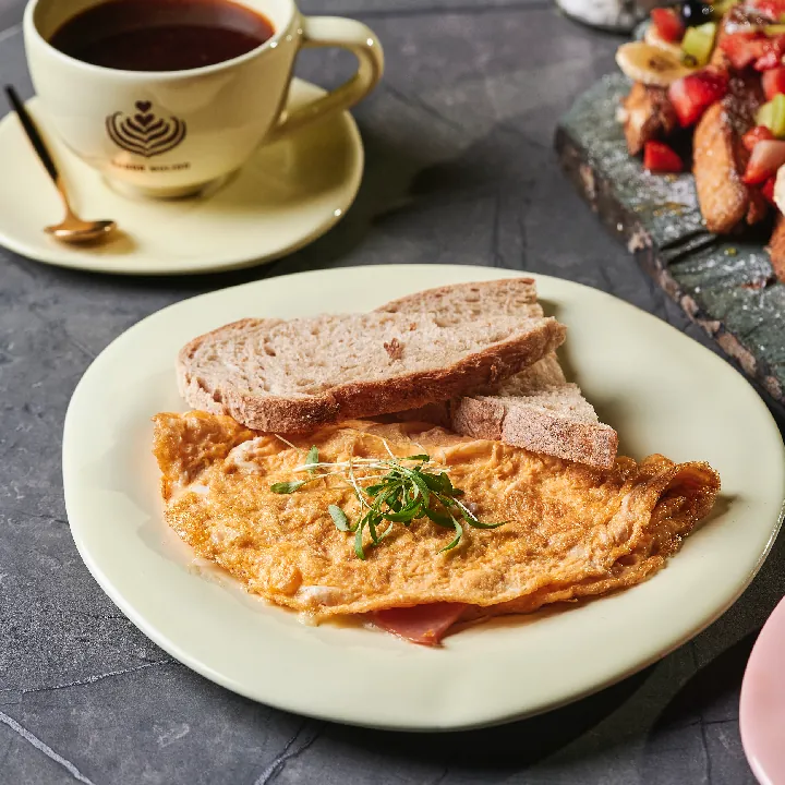 Omelette de Jamón y Queso