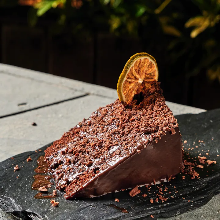 TORTA DE CHOCOLATE Y NIBS DE CACAO