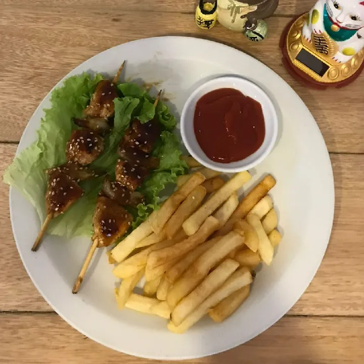SATAY CON PAPAS