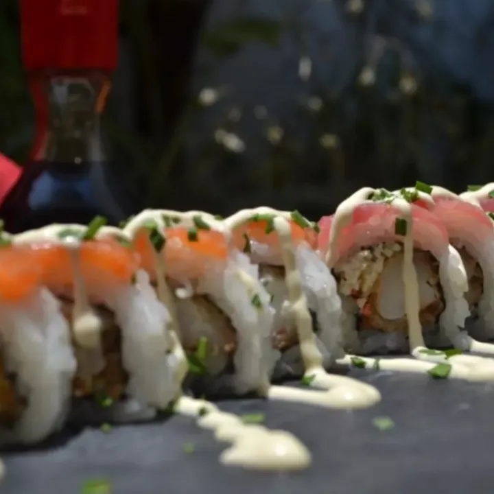 UMI KARA ROLL