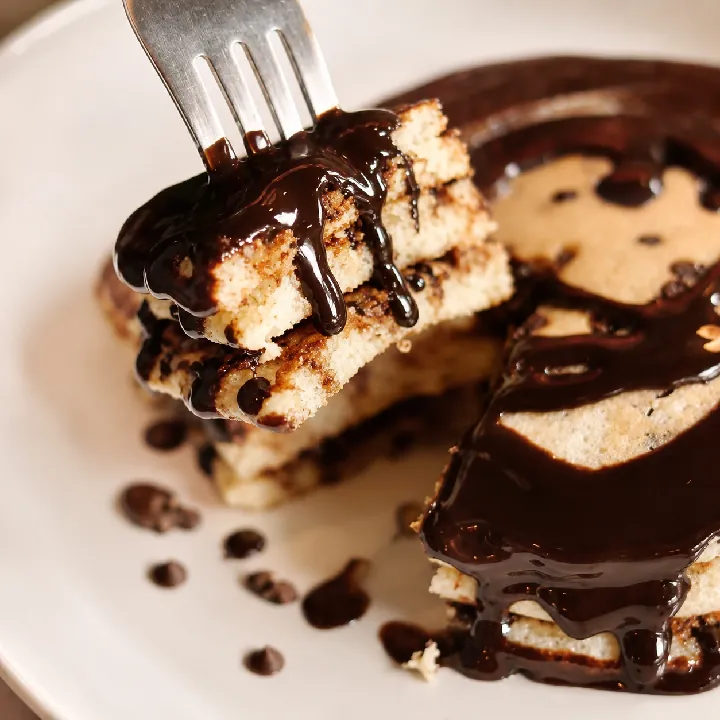 CHOCOLATE CHIP PANCAKES
