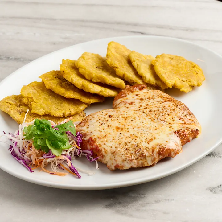 PECHUGA DE POLLO PARMESANA
