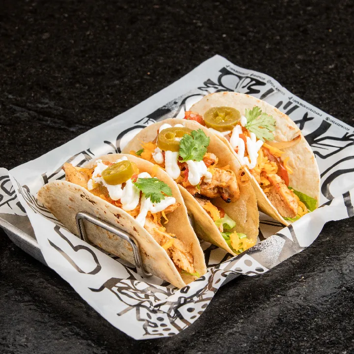 TACOS DE POLLO