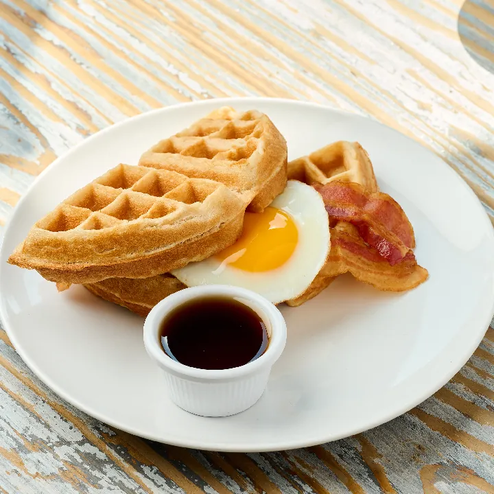 EGG-BACON WAFFLE