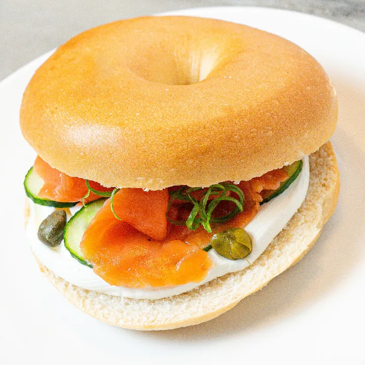 CREAM CHEESE & SALMÓN