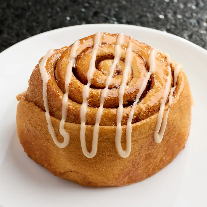 CINNAMON ROLL