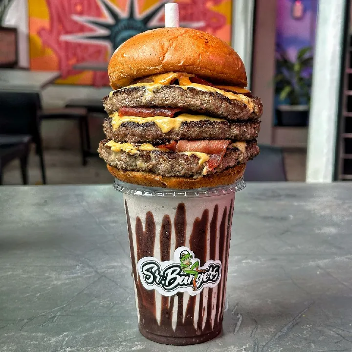 TRIPLE STACKER
