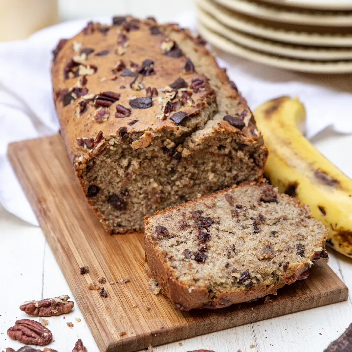 Torta de Banano, Pecanas & Chocolate