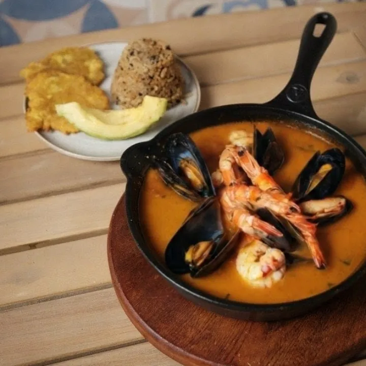 CAZUELA