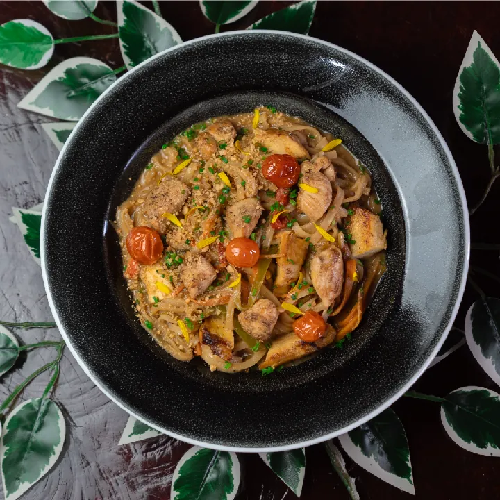 Pad thai pollo 