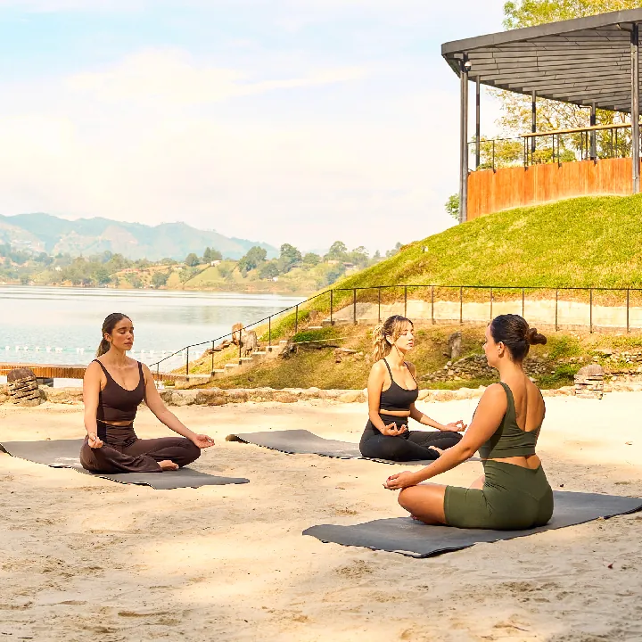 Yoga  Praia