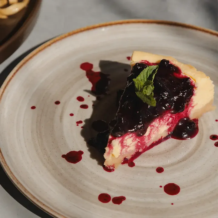 Cheesecake from Agraz