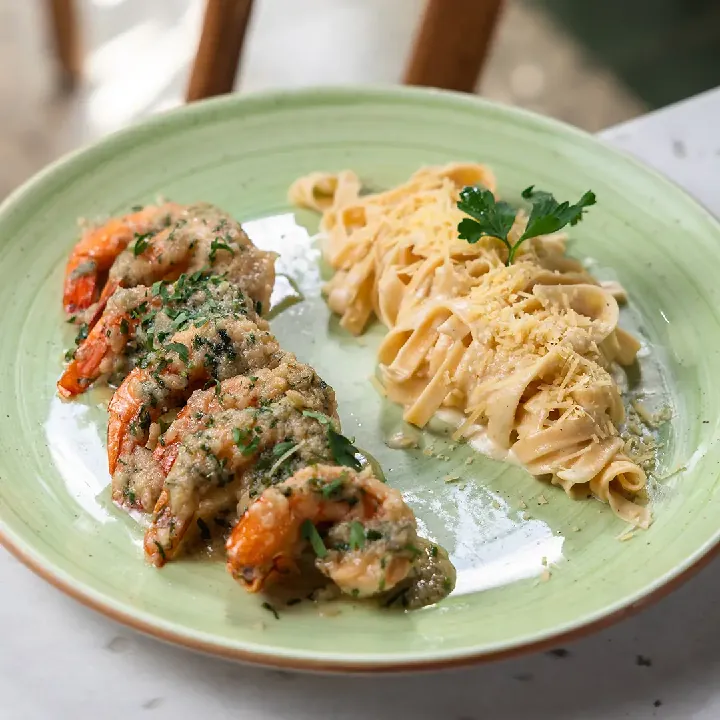 Garlic prawns
