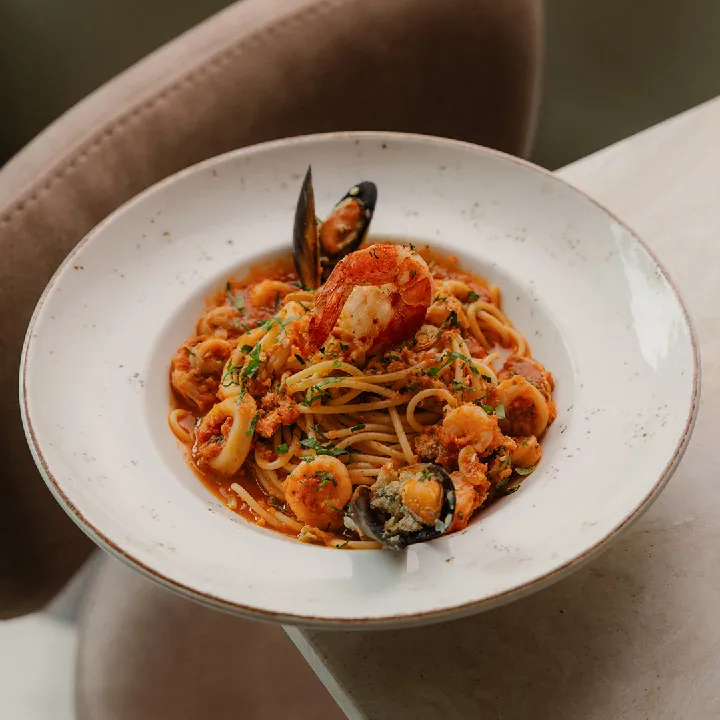 Spaghetti with seafood