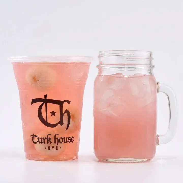 LIMONADA DE LYCHEES CON FRESA