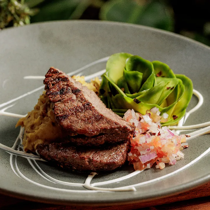 Lomito en Versalles